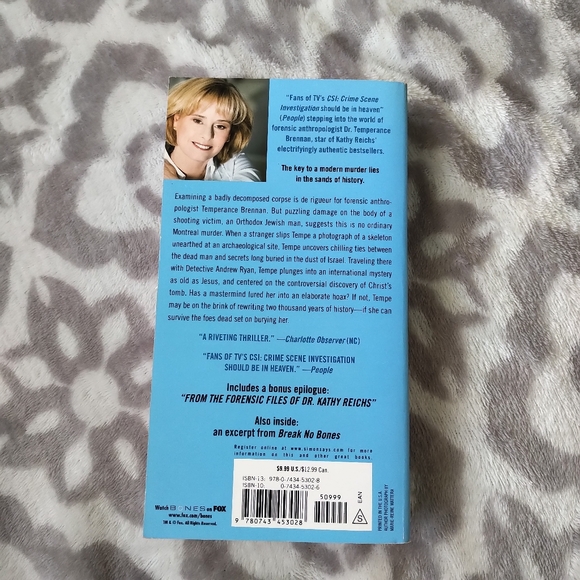 Cross Bones Kathy Reichs fiction book - Picture 2 of 5